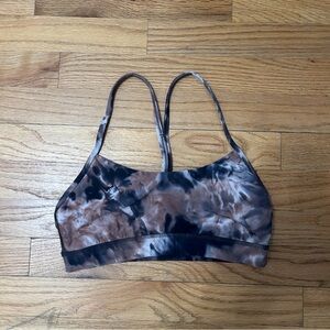 Never worn lululemon flow y bra